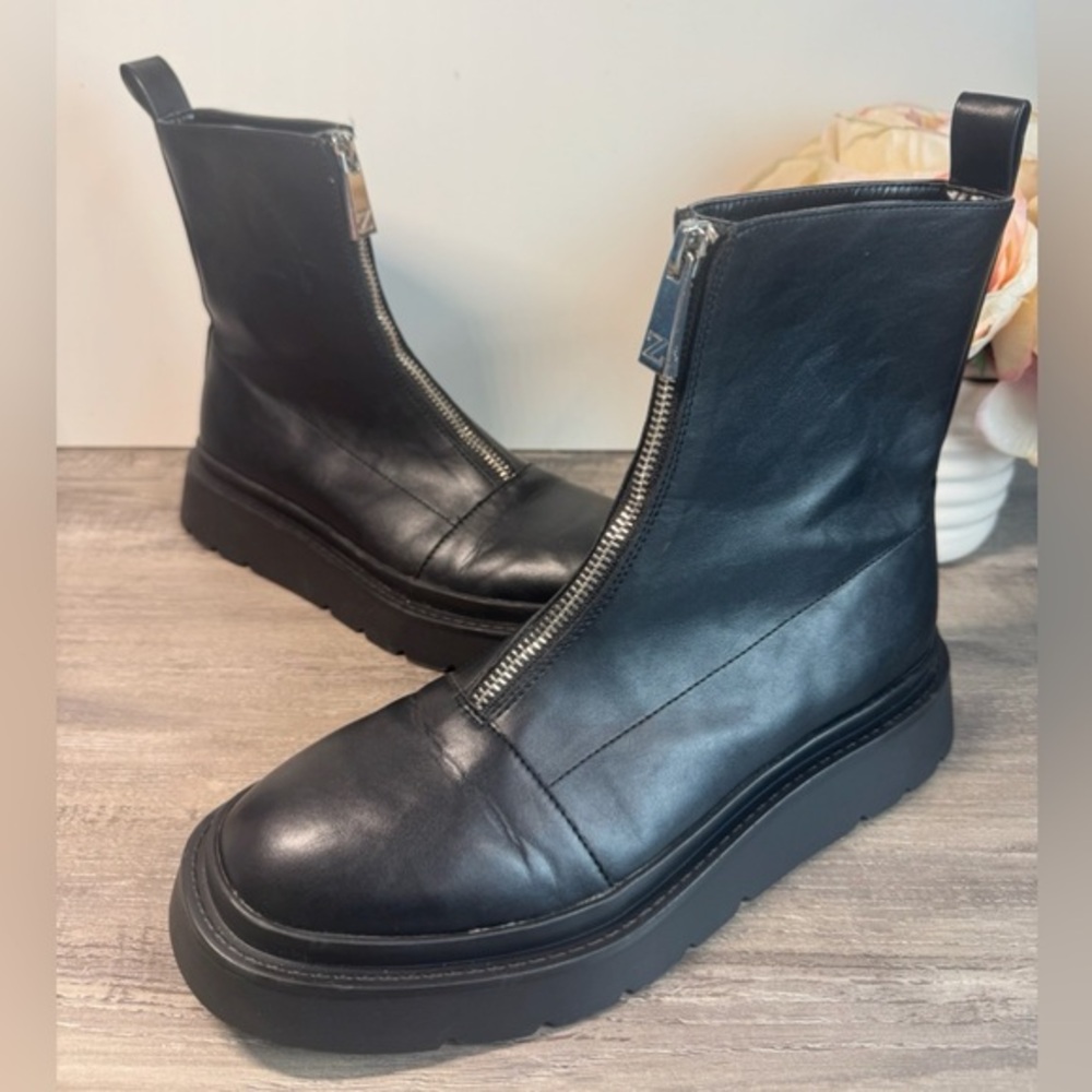 Zara Black Platform Fromt Zip Boots size 8/EU39 The ROW vibes - Picture 2 of 10